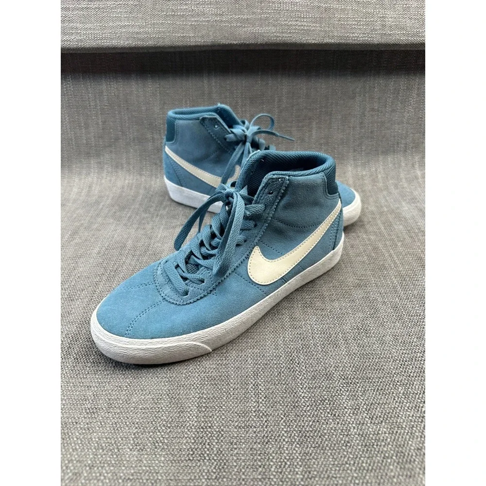 Nike‎ Bruin High SB DR0126-400 Womens 7 Skateboarding Shoes Noise Aqua Sneakers